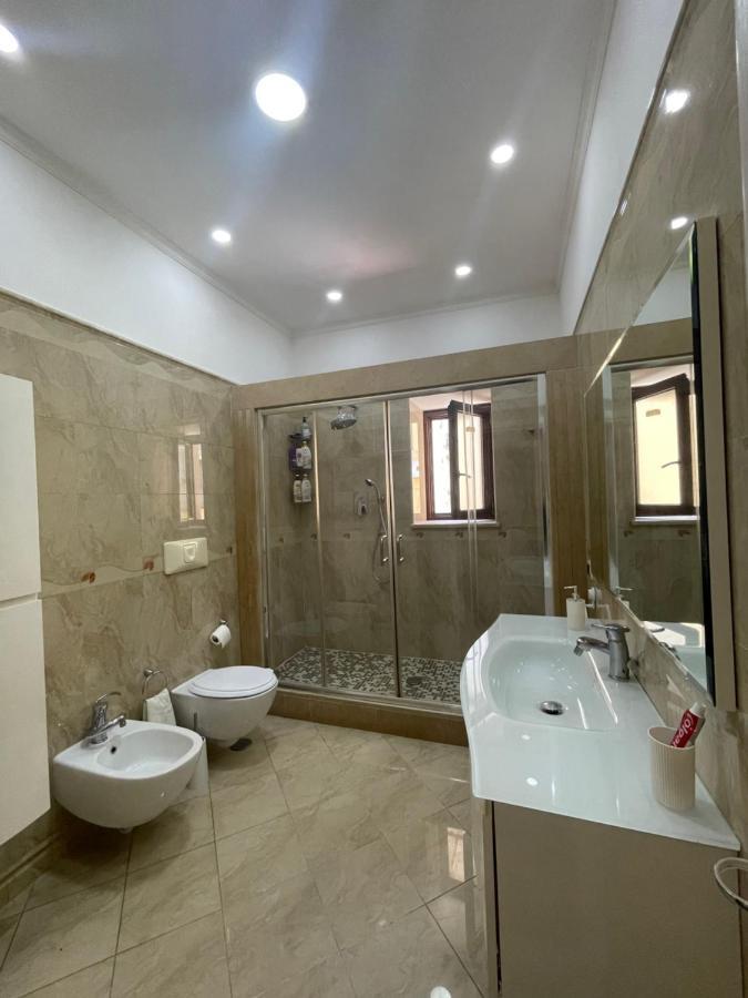 House Mari Apartment Napoli Bagian luar foto